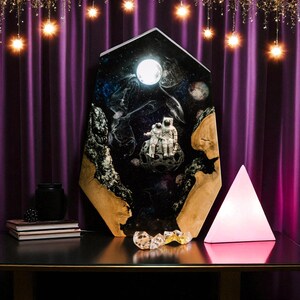 Handcrafted Resin Art with Astronaut Figurine, Space Themed Desk Decor, Unique Moon and Galaxy Design, Perfect Gift for Space Lovers