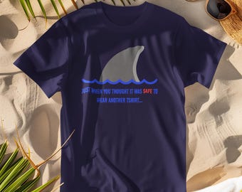Camiseta unisex con temática de tiburón, divertida camiseta de tiburón, ropa informal de verano, atuendo de playa, regalo para amantes de los tiburones
