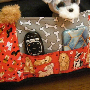 Dorm Bed Caddy 6 pocket Book/Toy Storage whimsical dogs