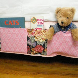 Dorm Bedside Caddy 4 pocket, pink