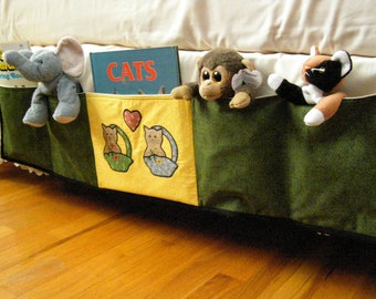 Bedside Caddy 5 pocket Cats green/yellow Dorm Organizer Book Magazine Storage