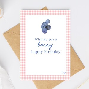 Biglietto di auguri di buon compleanno con bacche / Download digitale con bordo a quadretti rosa / Biglietto con bacche / Bestseller / Biglietto estivo
