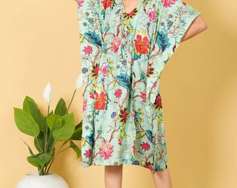 Vestido caftán floral verde menta largo ajustable