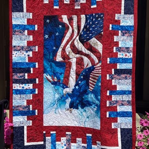 Patriotic quilt 48”x65”
