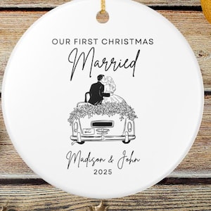 Ceramic Ornament, Just Married Wedding Decoration, Personalized Newlywed Gift, Hanging Holiday Decor, Christmas Tree Decor, Custom Name