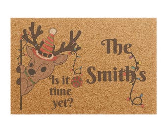 Felpudo, divertido reno enredado en luces, decoración del hogar, felpudo de bienvenida navideño, alfombra personalizada con nombre familiar, entrada festiva