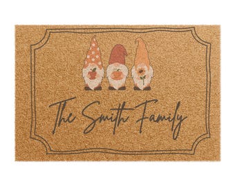 Felpudo personalizado con nombre de familia de gnomos de otoño, felpudo de bienvenida de otoño, felpudo familiar personalizado, decoración otoñal para el hogar, regalo para amantes de los gnomos