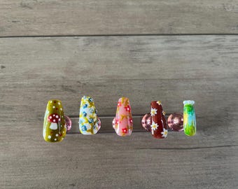 Nature inspired press on nails