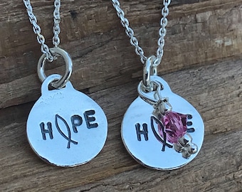 Colar de Conscientização Hope em Prata de Lei: Pingente de Disco Estampado