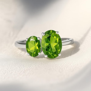 Natural Peridot & Citrine Toi et Moi Ring: August Birthstone