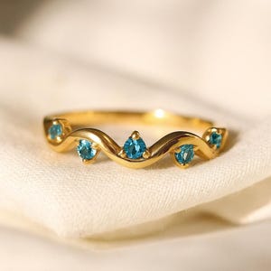Blue Topaz Ring | Blue Gemstone Ring | Dainty Stacking Wave Ring | December Birthstone Ring | Minimalist Ring for her | Anniversary Ring