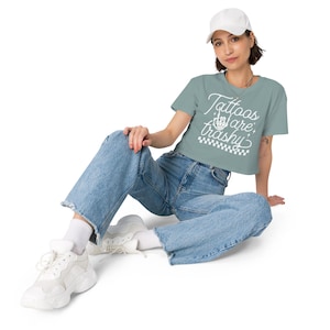 Tattoos Are Trashy – Crop Top, Alt Girl Gifts, Tattoo Shirt, Tattoo T Shirt, Funny Tattoo Shirt, Tattoo Aesthetic, Funny Crop Top, Gift