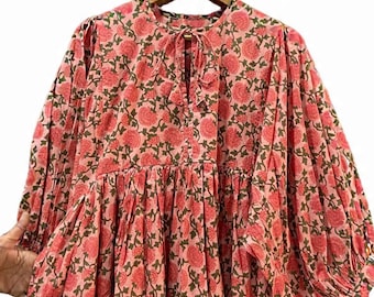 Jurk van katoengaas met bloemenblokprint: zomerse midi-jurk met diepe hals