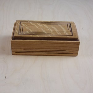 Oak box with Walnut Inlayed top 4&quot;x8&quot; Box Handmade Trinket box Keepsake box Jewelry box