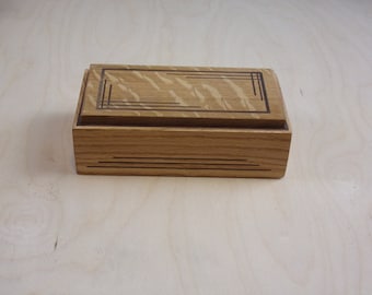 Oak box with Walnut Inlayed top 4"x8" Box Handmade Trinket box Keepsake box Jewelry box