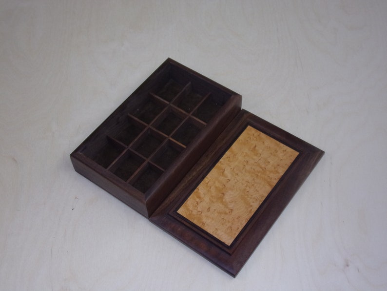 Jewelry box Ring and Earring box-American Walnut and Birds Eye Maple Handcrafted wood inlayed