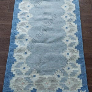 Blue Runner kilim Rug Scandinavian Modern Meets Earth Tone Elegance - Geometric Flatweave Wool Area Rug - Multicolor Floor Décor Rug.