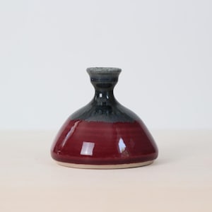 Vase vintage Studio Pottery Bud, signé par l&#39;artiste