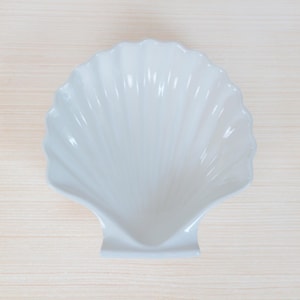 Vintage Ceramic Shell Dish Made in Japan, Coastal Decor Catchall or Soap Holder
