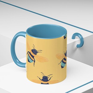 Biene Kaffeetasse: Fröhliche Keramiktasse für Naturliebhaber