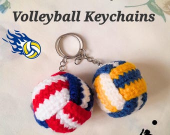 Wzór na szydełkową piłkę siatkową: brelok z amigurumi w kształcie piłki sportowej (do pobrania w formacie PDF)