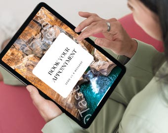 Może przedstawiać: Czarny tablet wyświetlający białą prostokątną nakładkę z czarnym tekstem BOOK YOUR APPOINTMENT oraz SEND US A MESSAGE. Obraz tła na ekranie przedstawia skalisty krajobraz kanionu z pomarańczowymi teksturami kamienia i błękitną wodą.