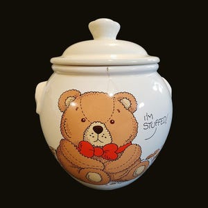 Vintage Treasure Craft “I’m Stuffed” Teddy Bear Cookie Jar – 1985 Ceramic with Lid