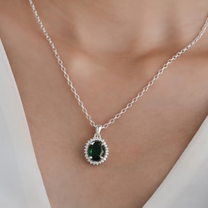 Minimalist Emerald Pendant Necklace Green Gemstone Pendant Sterling Silver May Birthstone Dainty Jewelry Gift for Her