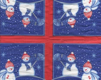 3254 - Set of 5 small snowmen paper napkins with snow in the clouds