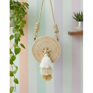 Artesanía Colombiana - Bolso de hombro redondo de paja - Charm de estrella de mar y borlas - Bolso Artesanal imagen 1