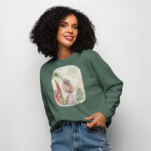 Women’s organic crew neck sweatshirt