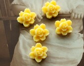 10 PCS 20PCS 50PCS Wholesale Beautiful Colorful 6-petal Flower Resin Cabochon - -12mm(CAB-I -14)