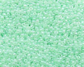 3mm Glass Seed Beads shiny light green glass beads 8/0 Opaque Seed Beads Mini Beads Rocailles beads 25g 50g 100g GSB-A-19