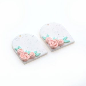 Polymer Clay Earring Findings,Flowers Necklace Jewelry Charms,D shaped pendants for jewelry making Necklace,Handmade,35X28.5mm,PC-128