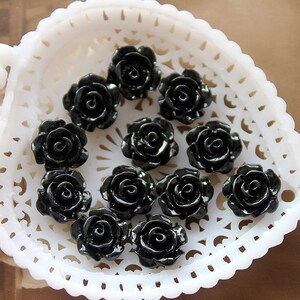 50% off - Wholesale Beautiful  Colorful   Flower Resin Cabochon   - 10mm -(CAB-AX -32)