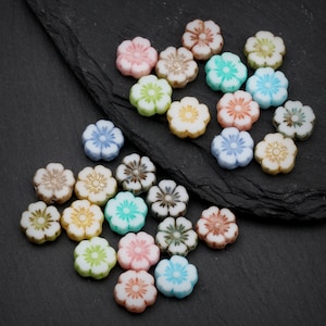10mm Czech Glass Beads Hibiscus Glass Flower Beads 18mm  Opaque  13 colors 4pcs Jewelry Making bead Hibiscus Flower (CGB-A)