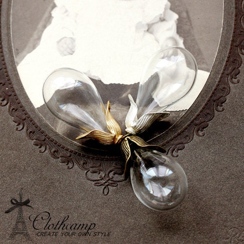 5PCS Clear Teardrop Glass Bulb Glass Teardrop Bottle CURVE Base with matt gold matt silver Antique Bronzed Flower Cover