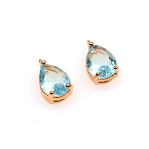 10pcs CZ pave Gold Teardrop Charms Real Gold Plated Brass Drop Pendants Tiny Mini Zircon Pendant Teardrop Birthstone Charm 7x11mm (CZM-A-7)
