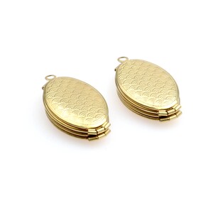 Surowy mosiądz, zabytkowy składany medalion, zawieszki/wisiorki - 35 x 20 mm (LOCK-1)