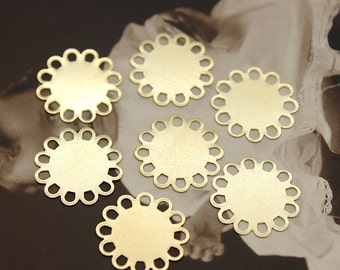 24 pcs10mm flat lace edged  RAW Brass setting Filigree Cab Base Connector Finding  (FILIG-RB-33)