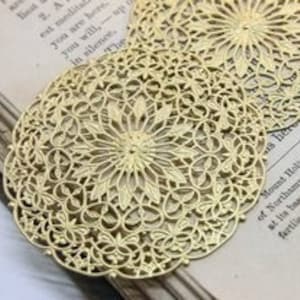 10pcs  Big  RAW Brass Filigree  Jewelry Stampings ConnectorsSetting Cab Base Connector Finding  (FILIG-RB-9)