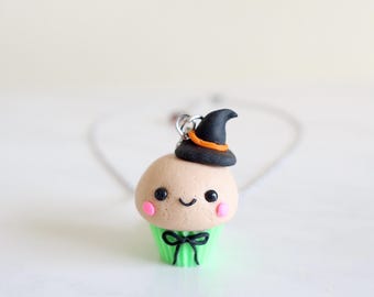 Colar de cupcake de Halloween feito à mão: joia de chapéu de bruxa kawaii