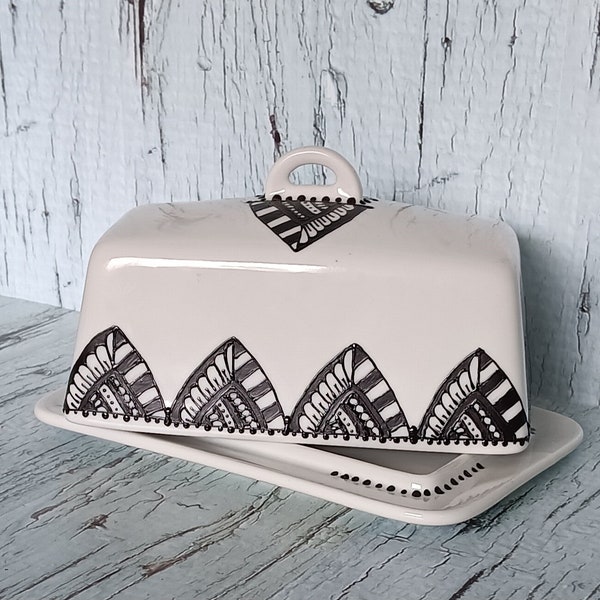 Wonderful handpainted zentangle design on ceramic butter dish