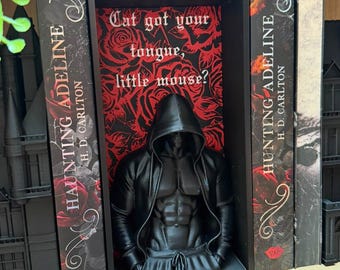 Zade Meadows Booknook | Haunting Adeline Inspired