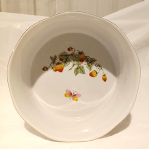 Vintage Oven to Table &quot;Springtime&quot; Ceramic Stoneware Casserole/Souffle Dish 6&quot; × 2 1/2&quot; (1970&quot;s)