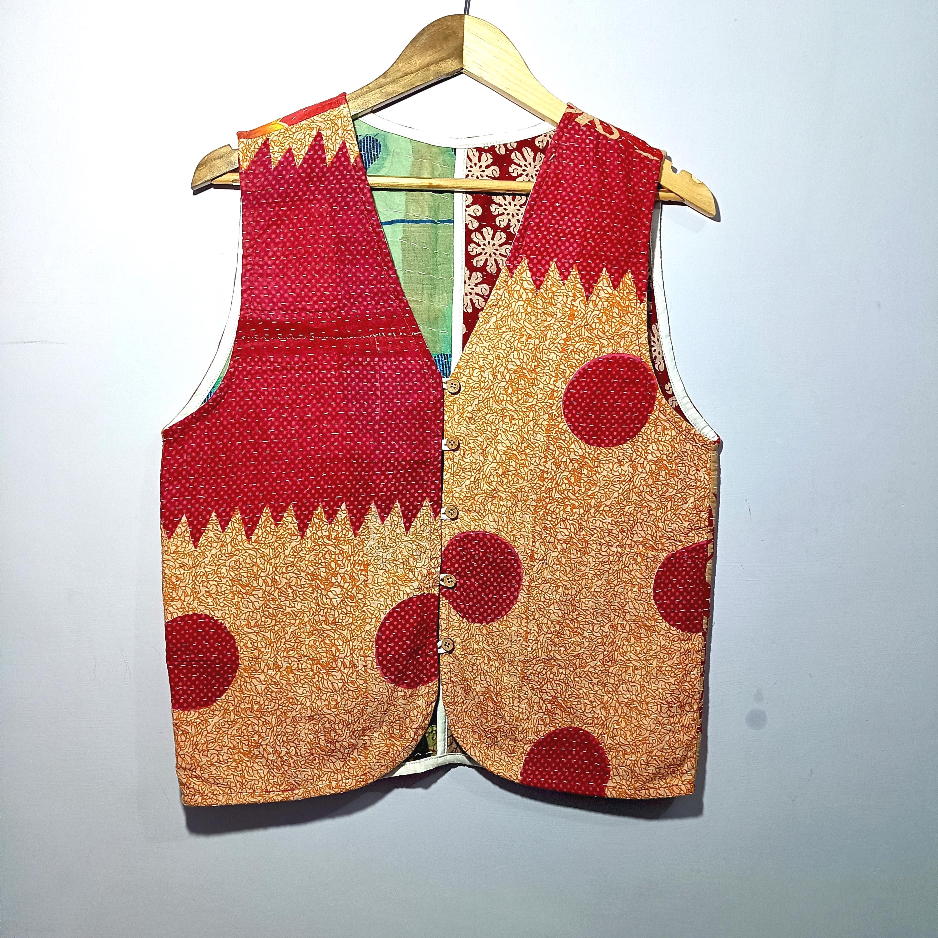 カンタキルトベスト　リバーシブル リバーシブルカンタキルトベスト：アップサイクルサリーコットン