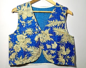 Handgemaakt gewatteerd kantha-vest: omkeerbaar katoenen boho-gilet met bloemen