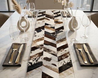 Caminho de mesa boho em couro de vaca | Decoração de mesa de jantar de inverno, com base em couro genuíno