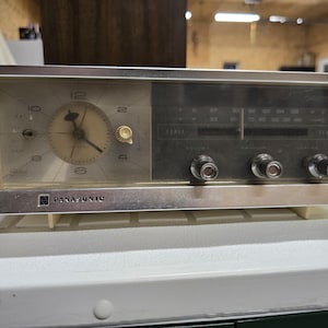 Vintage 1960s Panasonic Solid State Clock FM AM Radio RC-6017 mcm Retro