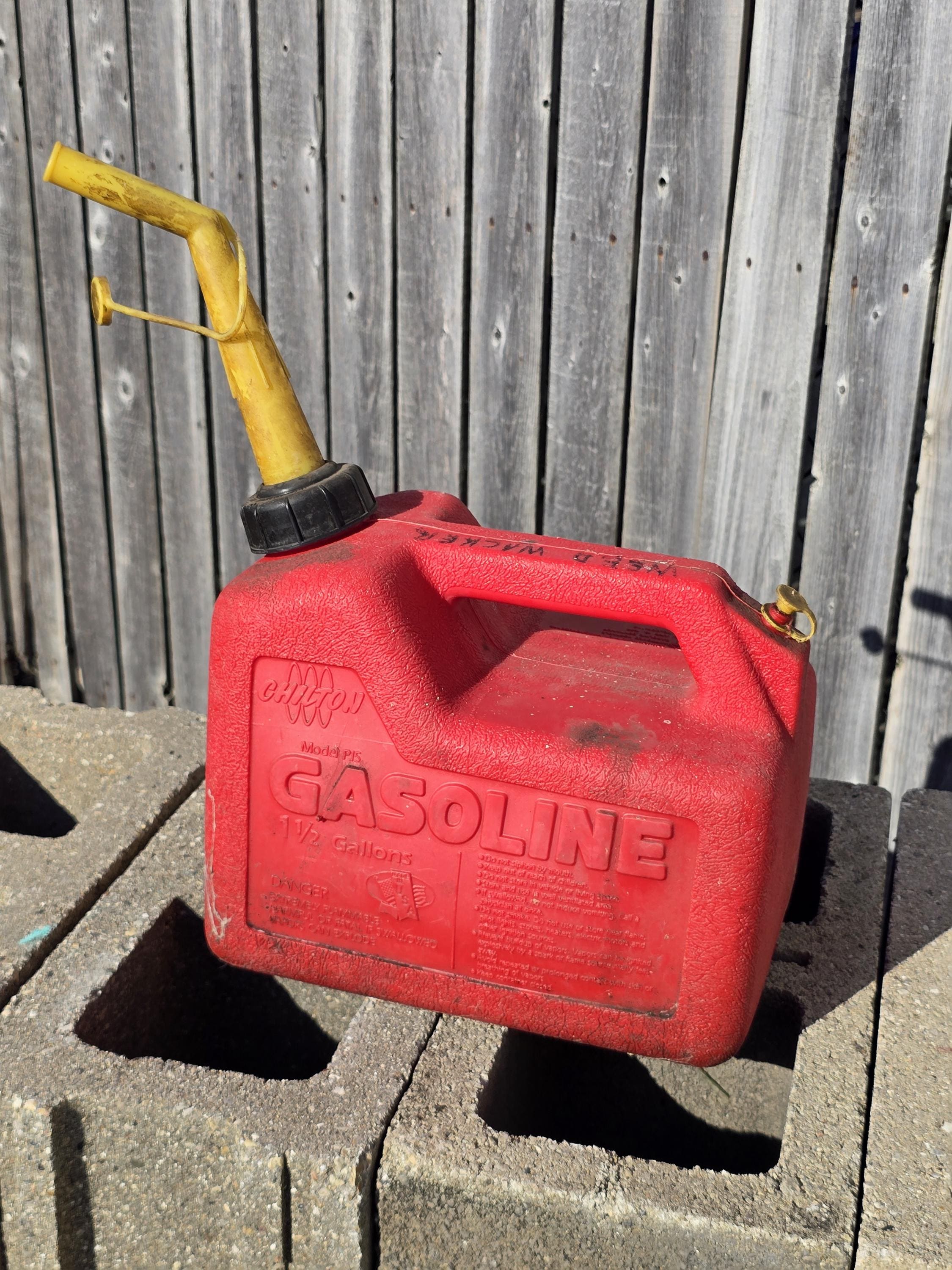 Vintage 5 Gallon Gas Can - Etsy